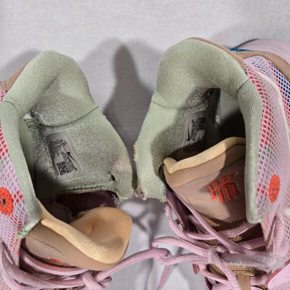 NIKE Kyrie 7 Exclusive "1 World 1 People" Regal Pink Sneakers Women's Size 8. - Picture 15 of 17